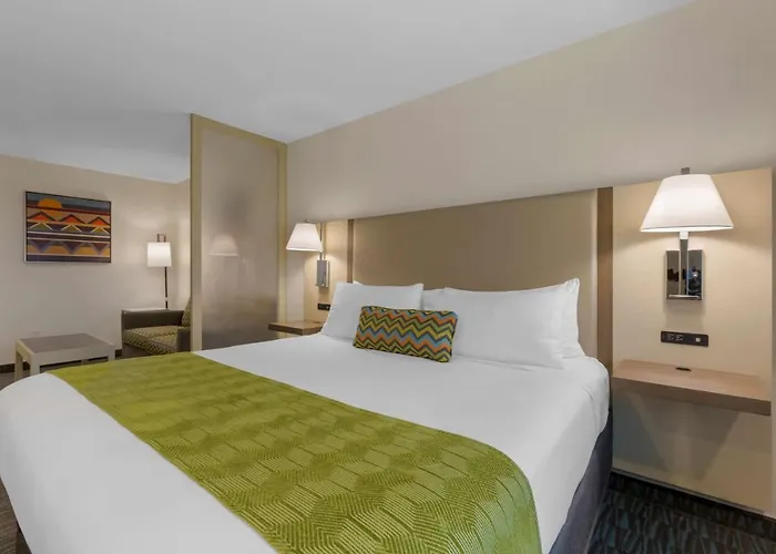 Western Foothills & Hotel Yuma