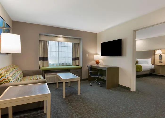 Hotel Western Foothills & Yuma