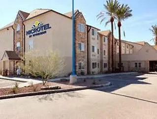 Hotel Western Foothills & 3*